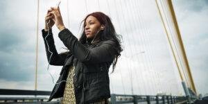 vale a pena trocar de celular em 2025